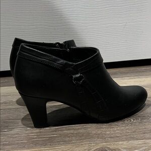 Easy Street Elegant Black Heeled Boots